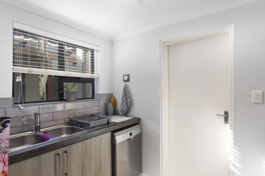 3 Bedroom Property for Sale in Heritage Park Western Cape